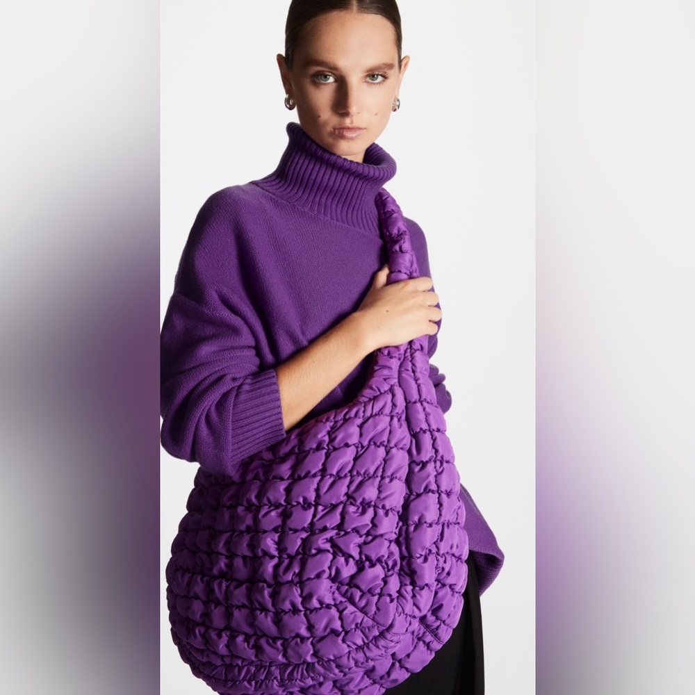COS Oversized Quilted Crossbody Bag Handbag 100% Recycled Polyester Purple - Picture 2 of 12